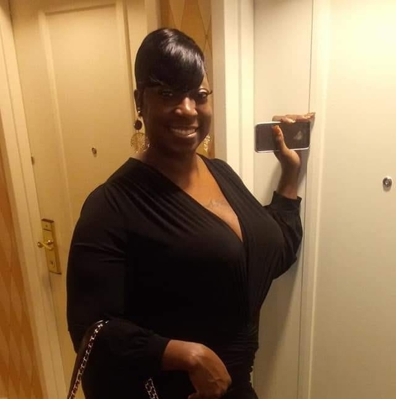 Profile Picture of Tamela Page-hicks (@tamela_p) on Poshmark