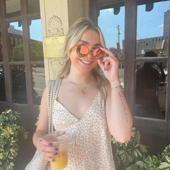 Profile Picture of Erika Gebers (@erikagebers) on Poshmark