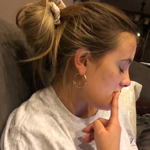 Tiffany Lelli - Poshmark Profile Picture of Tiffany Lelli (@tlelli) on Poshmark