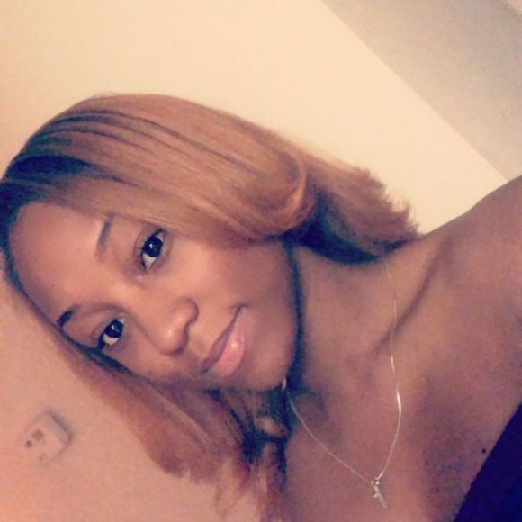 Profile Picture of Anneisha Danielle (@anneishad) on Poshmark
