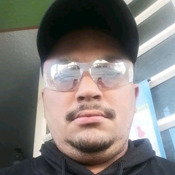 Profile Picture of Adolfo suarez (@user2692296163349) on Tiktok