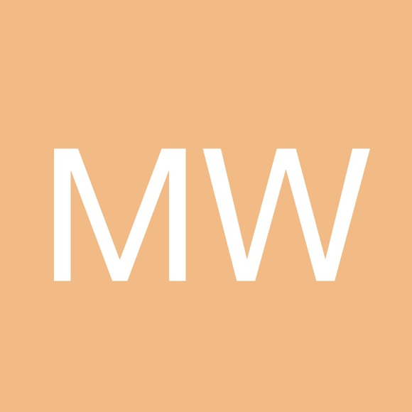 Profile Picture of Meredith Wilkinson (@mlcoe) on Poshmark