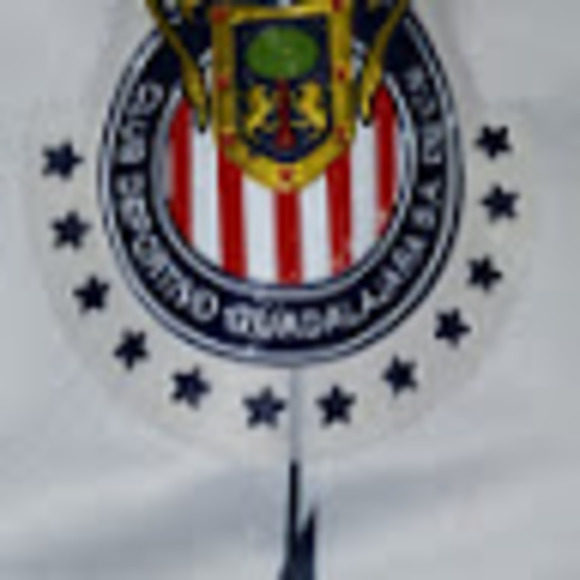 Profile Picture of Gomez Julio (@jgomezleon833) on Poshmark