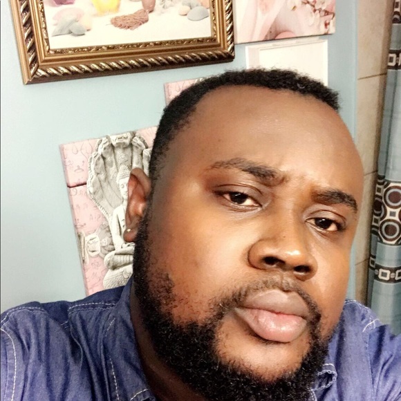 Profile Picture of Theophilus Weh (@zashoride) on Poshmark