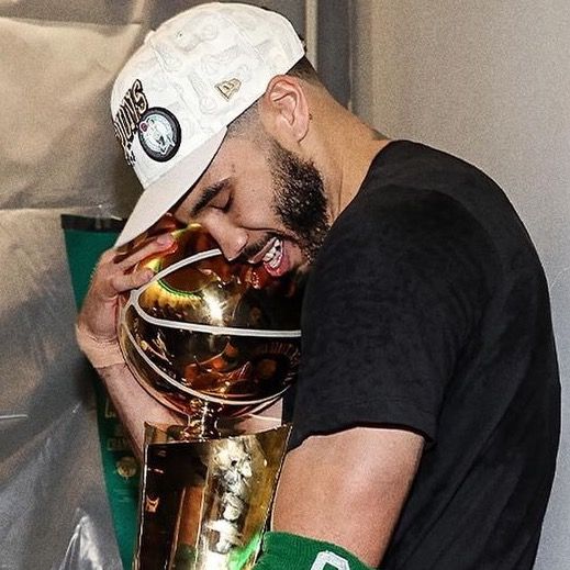 Drew ✝️ - Tiktok Profile Picture of Drew ✝️ (@dreweinberg) on Tiktok