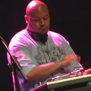 Profile Picture of DJ Solar Stanze (@DJ_SolarStanze) on Twitter