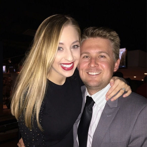 Profile Picture of Lauren Kucera (@lalakucera) on Poshmark