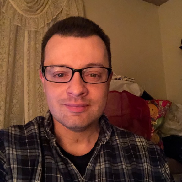 Profile Picture of David Fagan (@dfagan37) on Poshmark