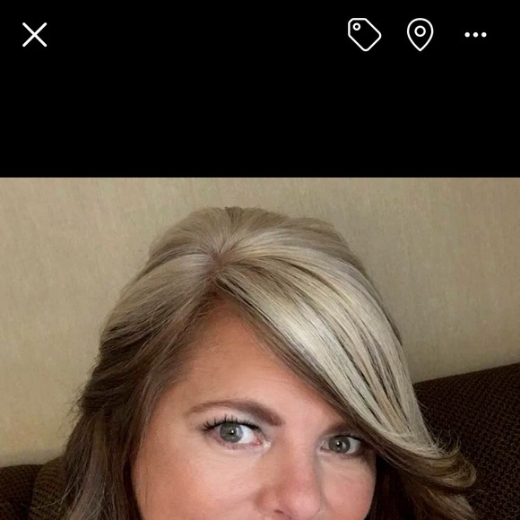 Profile Picture of Jennifer Pepper (@jenpep2020) on Poshmark