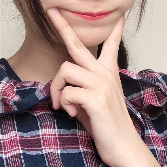 Profile Picture of Mari Watanabe (@penginn) on Poshmark
