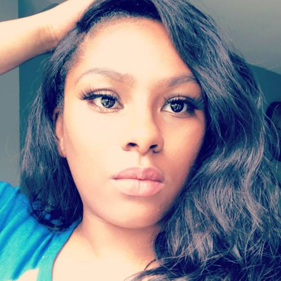 Profile Picture of Jasmine Horton (@elanisjasmine) on Poshmark