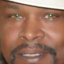 Profile Picture of Kenny A.Broadus (@kenBrosan) on Twitter