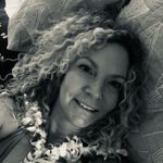 Profile Picture of Lisa Lowe (@lisagloweup) on Instagram