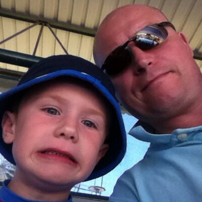 Profile Picture of Robert Brophy (@Butterbeanbro) on Twitter