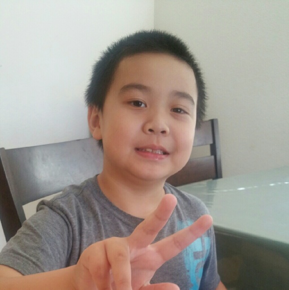 Profile Picture of Fahm Saechao (@mcklee2016) on Poshmark