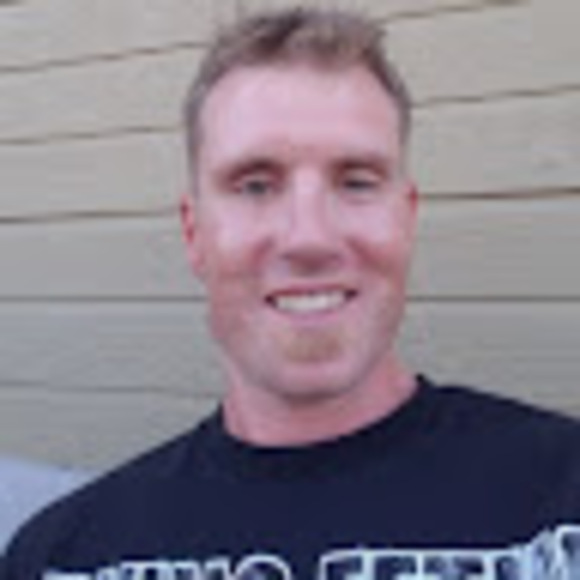 Profile Picture of Matt Pankau (@mattpankau) on Poshmark