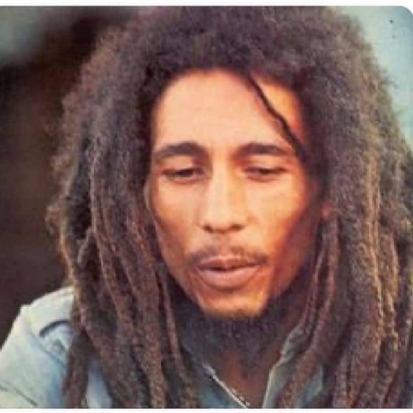 Profile Picture of Auto Auto (@autoauto) on Poshmark