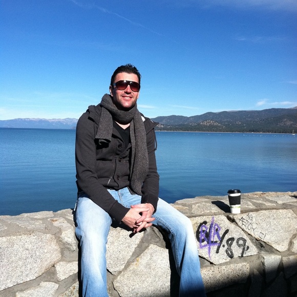 Profile Picture of Keith Padilla (@padeyas) on Poshmark