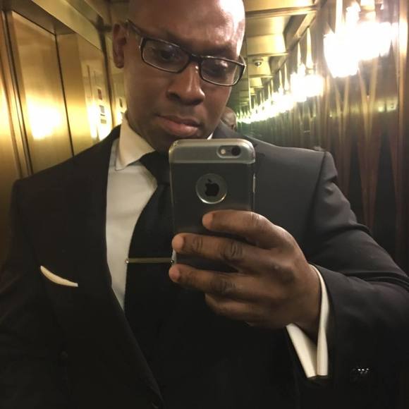 Profile Picture of Joel Smith (@jehussle) on Poshmark