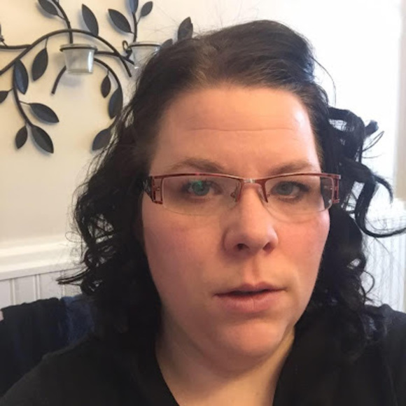 Profile Picture of Shawna Mckenzie (@smckenzie1816) on Poshmark
