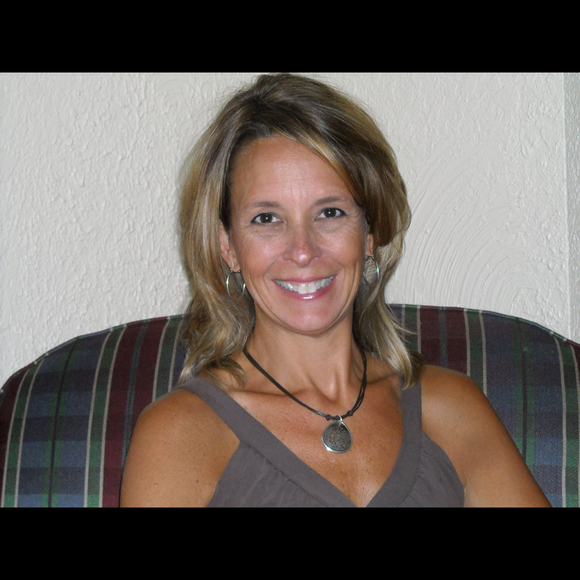 Meg Cinelli - Poshmark Profile Picture of Meg Cinelli (@megcloset) on Poshmark