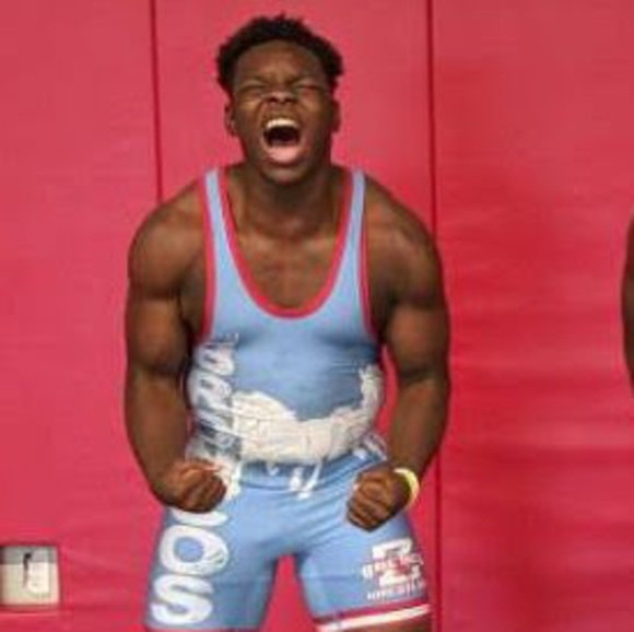 Chris Batiste - Poshmark Profile Picture of Chris Batiste (@cbat225) on Poshmark