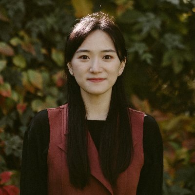 Profile Picture of Jasmine Jiang (@ZheJasmineJiang) on Twitter