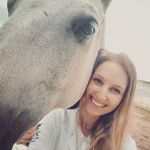 Profile Picture of Paula (@paulaaamaro) on Instagram