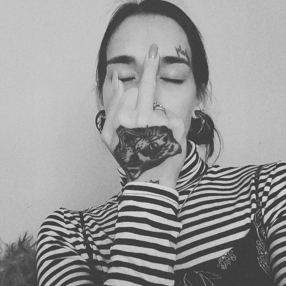 Profile Picture of Stephanie Polley (@dommefangs) on Poshmark