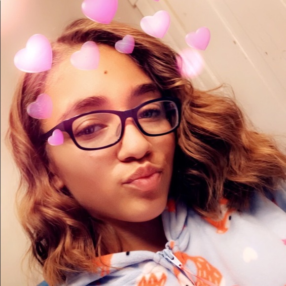 Profile Picture of Jordyn Grant (@jordyngbaby) on Poshmark