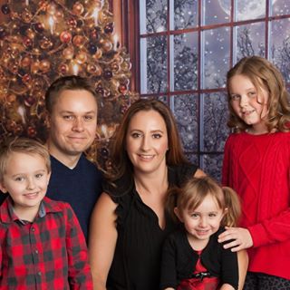 Profile Picture of Robyn Calvert (Chervinski) (@robyn.chervinski) on Facebook