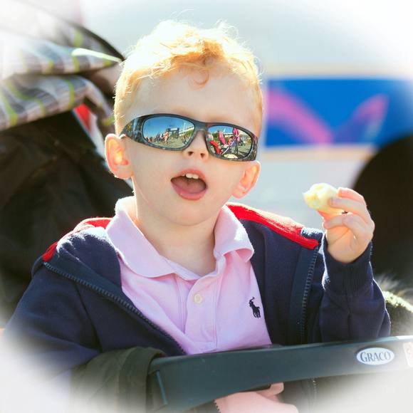 Profile Picture of Robin Ray (@robinray2021) on Poshmark