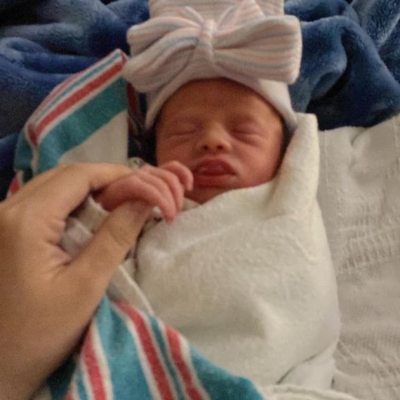 Profile Picture of Brooklyn Andrews (@brooklynandr902) on Poshmark