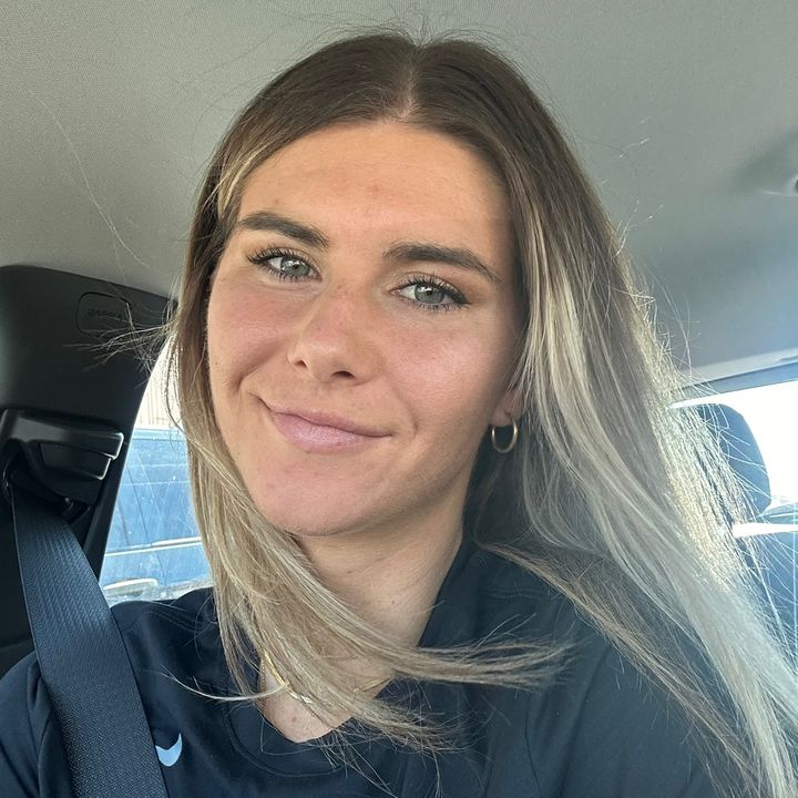 Profile Picture of Berkeley Oblad (@berkeleydawn) on Tiktok