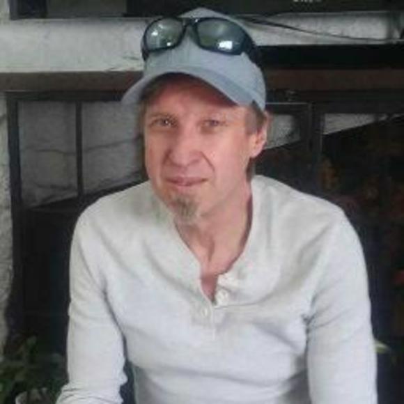 Profile Picture of Larry Jones (@larryjones613) on Poshmark