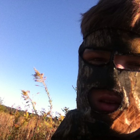 Profile Picture of John Ogle (@johnmichael13) on Poshmark