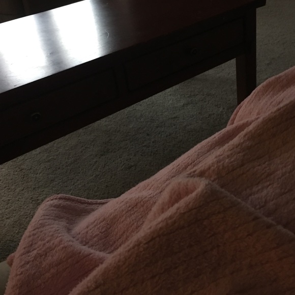 Profile Picture of Taylor Greer (@taylorgreer37) on Poshmark