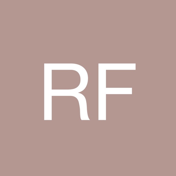 Profile Picture of Roberto Fuster (@rfustergomez) on Poshmark