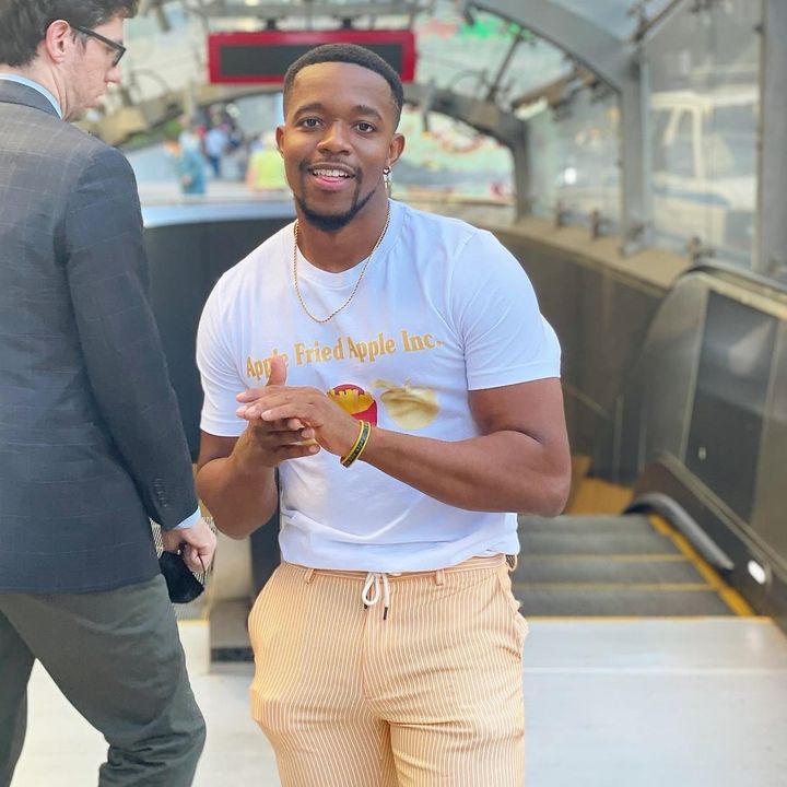 Profile Picture of Dee Holt (@@dee_holt) on Tiktok