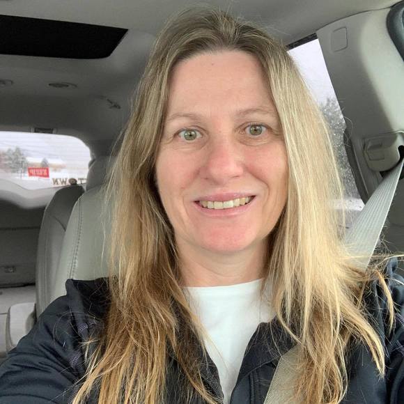 Profile Picture of Dawn Greer (@cherryeclipse) on Poshmark