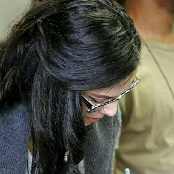 Trisha Ragoopath - Poshmark Profile Picture of Trisha Ragoopath (@tragoopath) on Poshmark