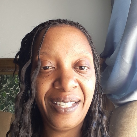 Profile Picture of Cheryl Blackburn (@pretty_girl2020) on Poshmark