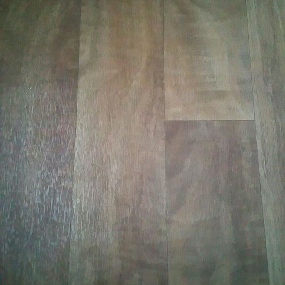 Profile Picture of Ferranye Jones (@ferrante1) on Poshmark