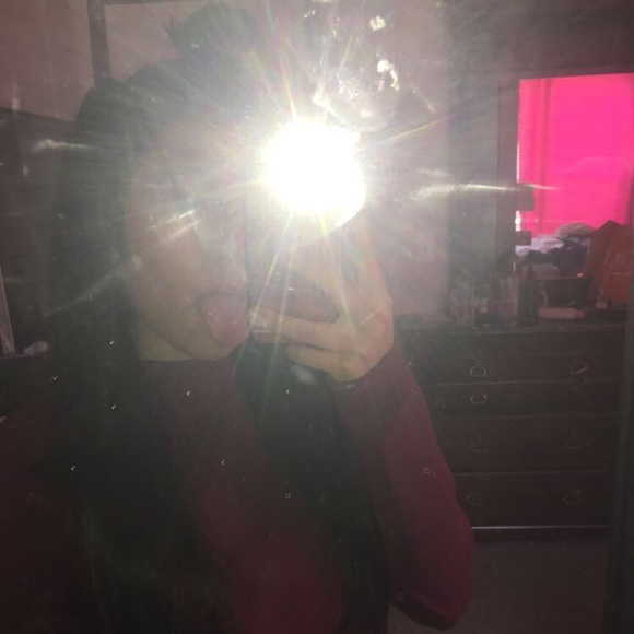 Profile Picture of Daniela Escobar (@daniiesc) on Poshmark