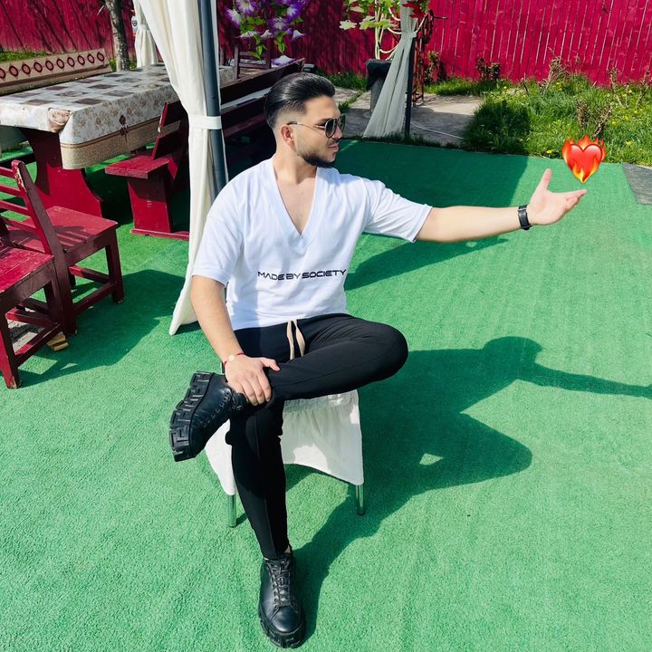 Profile Picture of 👑Albert Flr👑 (@albertflr5) on Tiktok