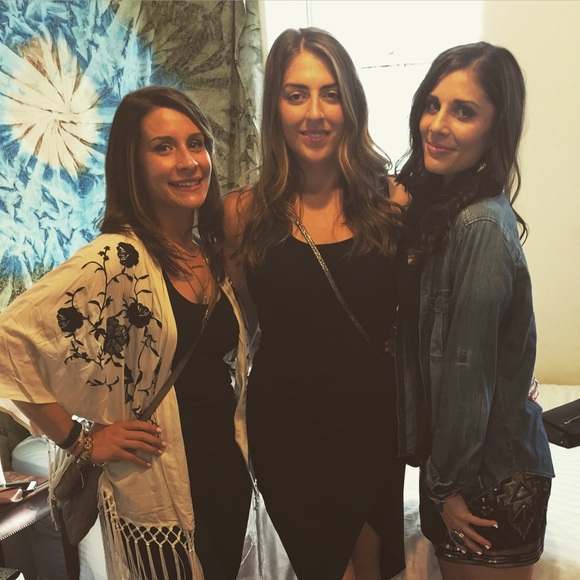 Profile Picture of Danielle Pompili (@dpompilibklyn) on Poshmark