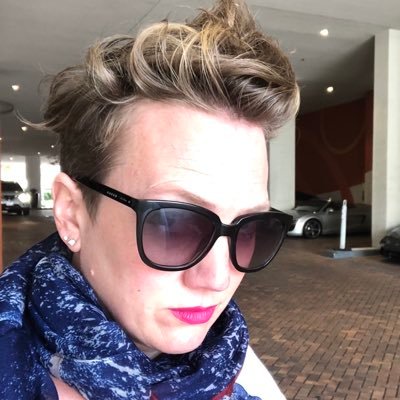Profile Picture of Elizabeth Gray-Smith (@GraySmithYOW) on Twitter