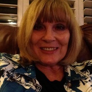 Profile Picture of CAROL MCCOY (@caroldubois52) on Twitter