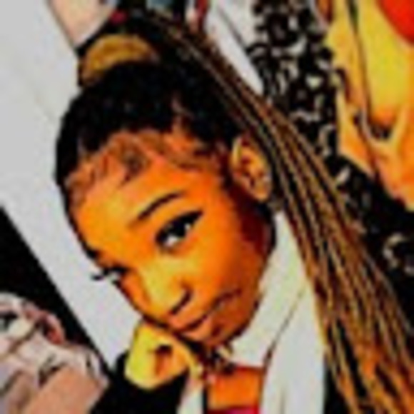 Profile Picture of Sunshine Mitchelle (@whoz_brown) on Poshmark