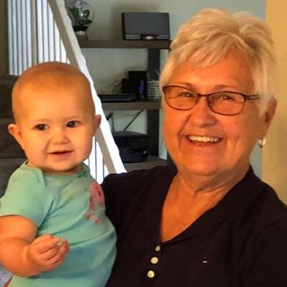 Profile Picture of Iris Connolly Hammel (@iris.connollyhammel) on Facebook